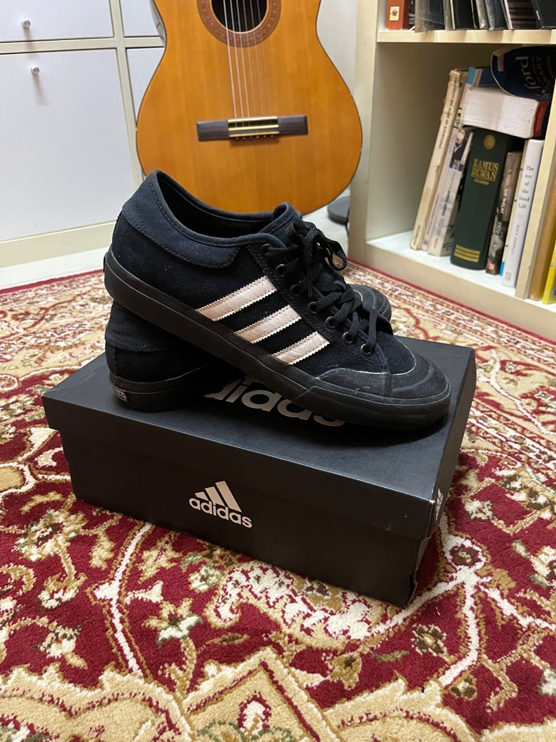 Adidas store matchcourt suede