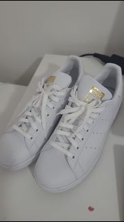 Adidas Stan Smiths UK 5 Green, Men's Fashion, Footwear, Sneakers on  Carousell