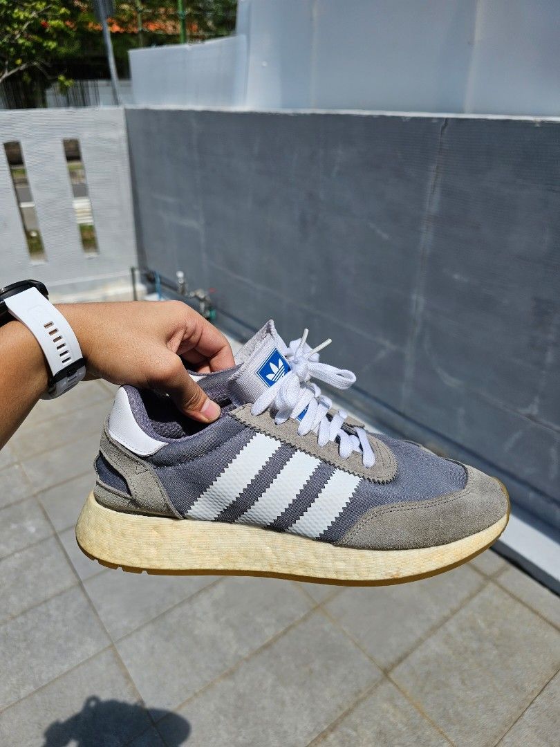 Adidas white gum iniki Men s Fashion Footwear Sneakers on Carousell