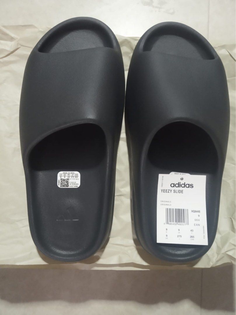 Adidas Yeezy Slides Onyx, Men's Fashion, Footwear, Flipflops and Slides on  Carousell