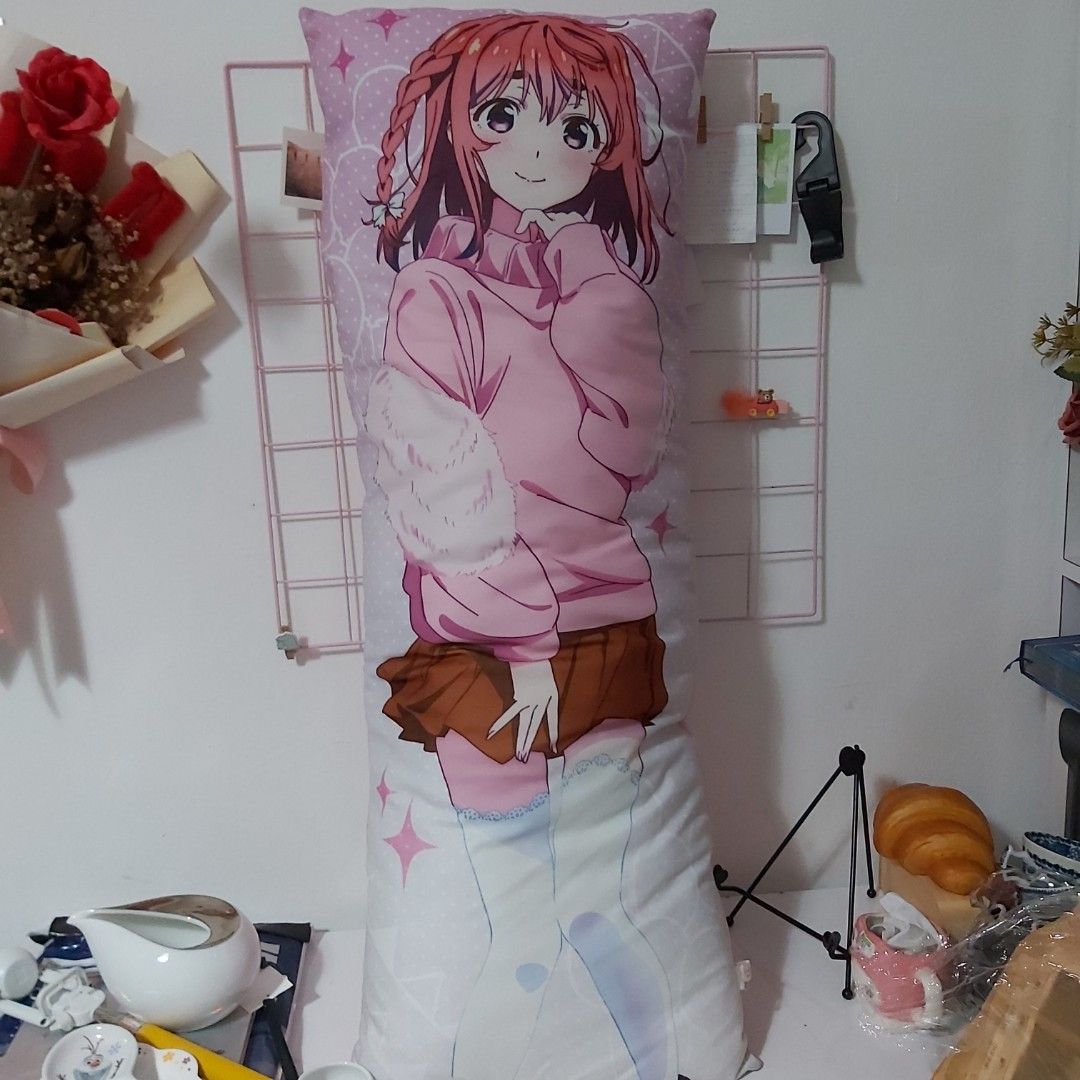 Anime bolster