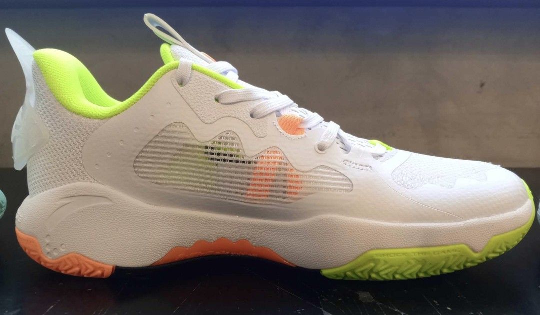 Kyrie 1 prezzo hotsell