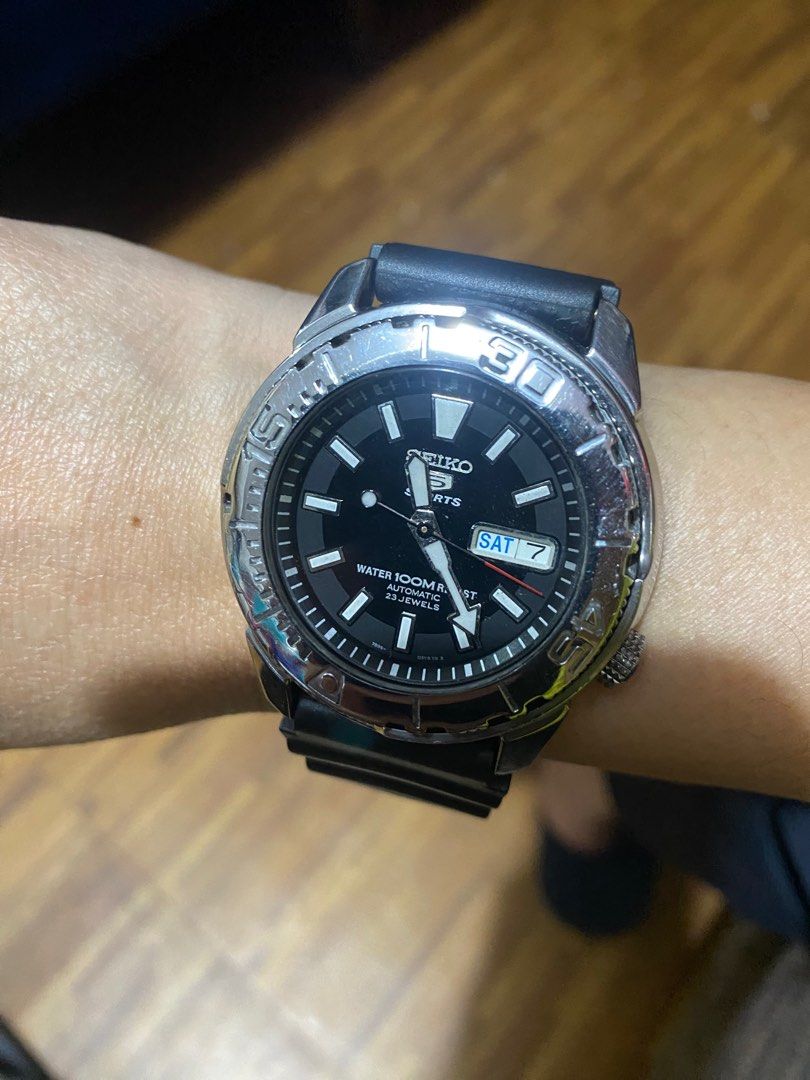 Authentic Seiko 5 Sports Kinetic Divers Watch 100M 23 Jewels