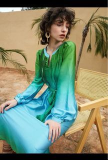 Blue Green Ombre silky long sleeves dress S / 8-10 Brand New