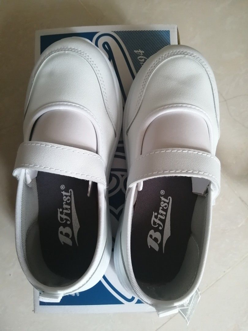 BN Bata School White Shoes, Babies Kids, Babies Kids Fashion - Main Image