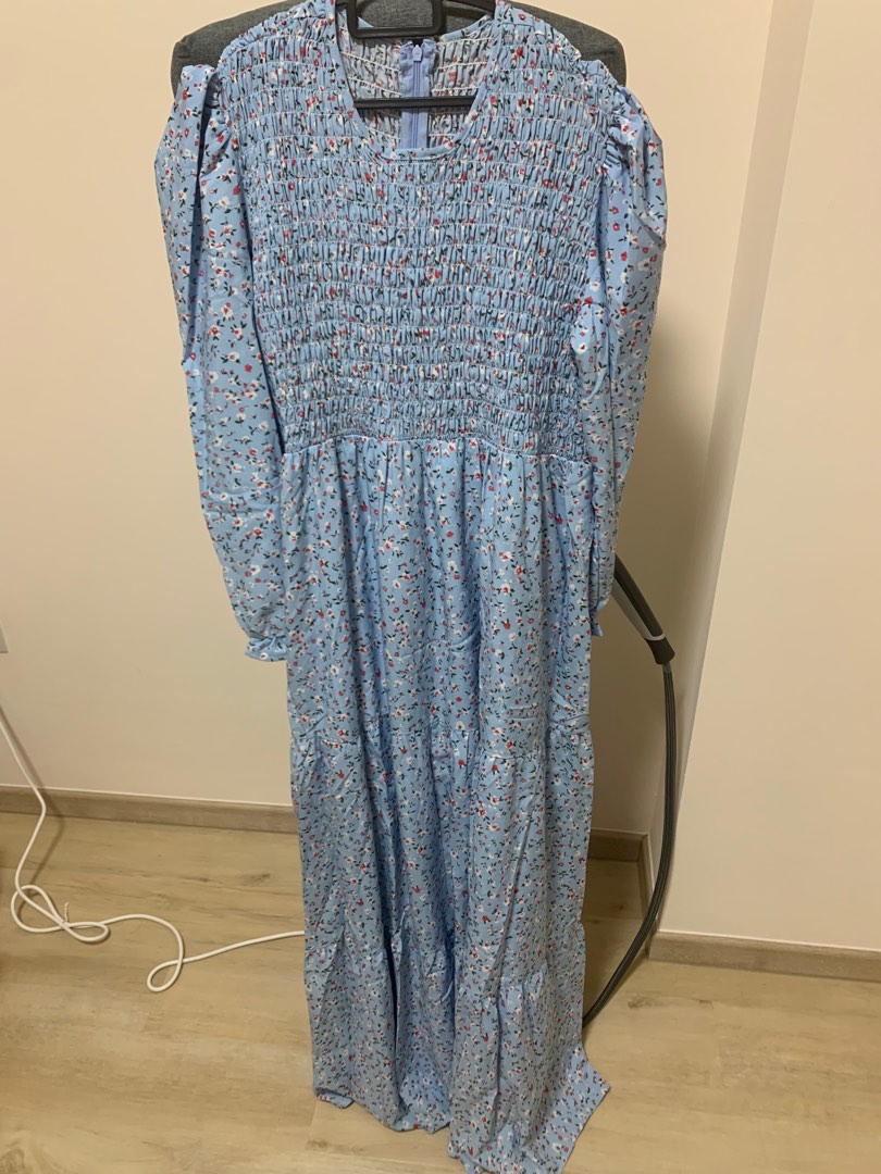 Ganni beacon smocked sales dress
