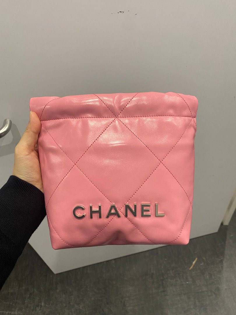 Brand new! Chanel 22 mini pink, 名牌, 手袋及銀包- Carousell