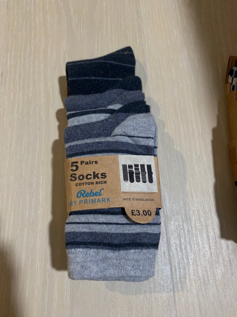 BNIB 5 pairs Grey colour Kids socks from Primark (for ages 36