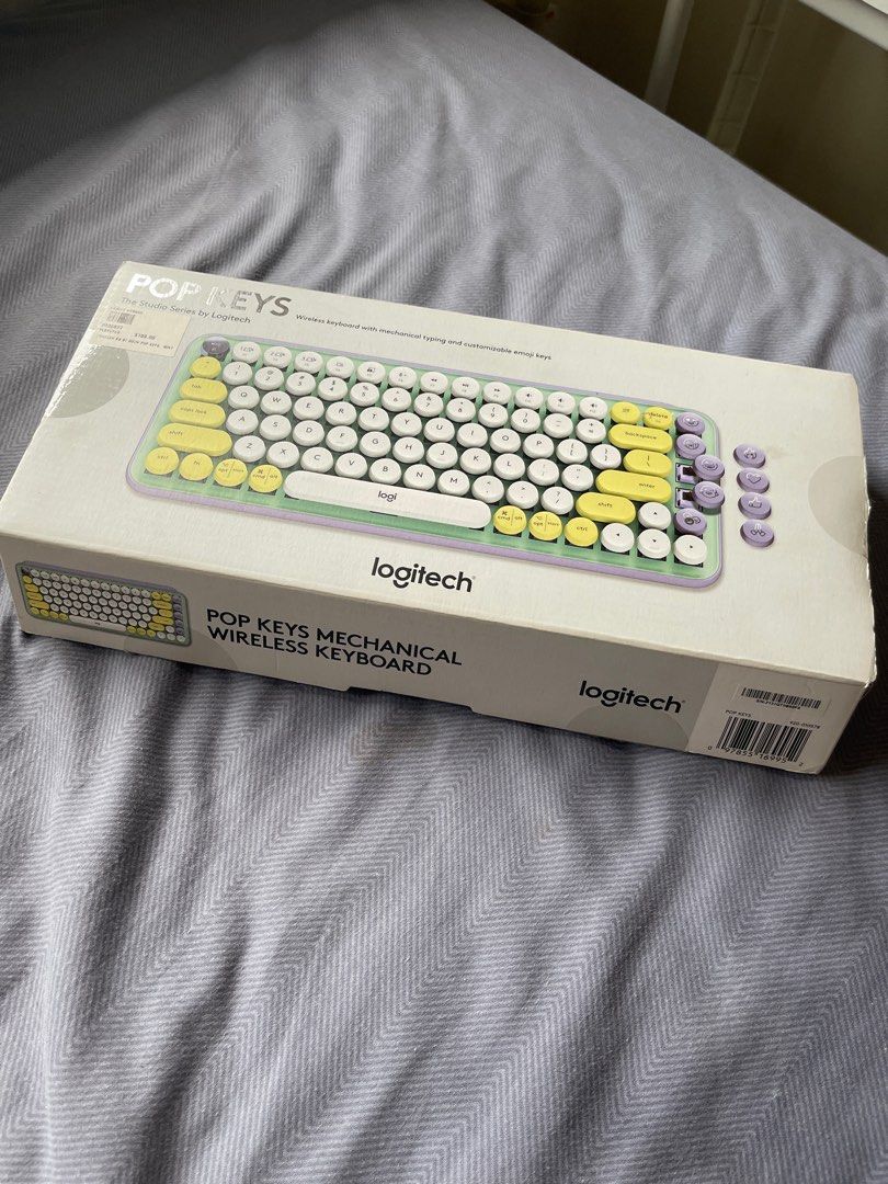 BRAND NEW Logitech mechanic keyboard popkeys wireless keyboard with