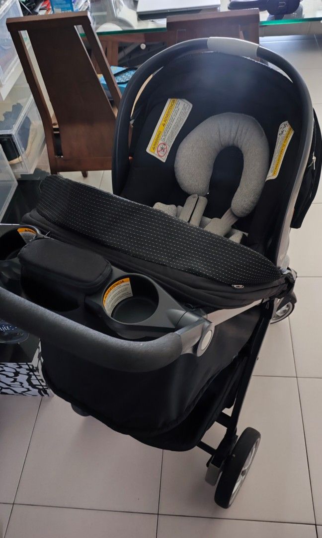 Chicco Bravo 3 in 1 Stroller and Car Seat, Babies & Kids, Going Out