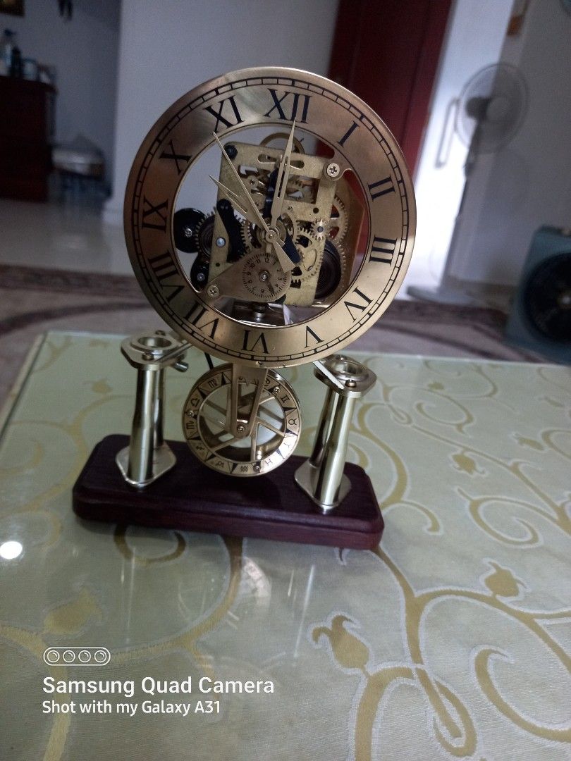 Clock for table, Furniture & Home Living, Home Decor, Clocks on Carousell