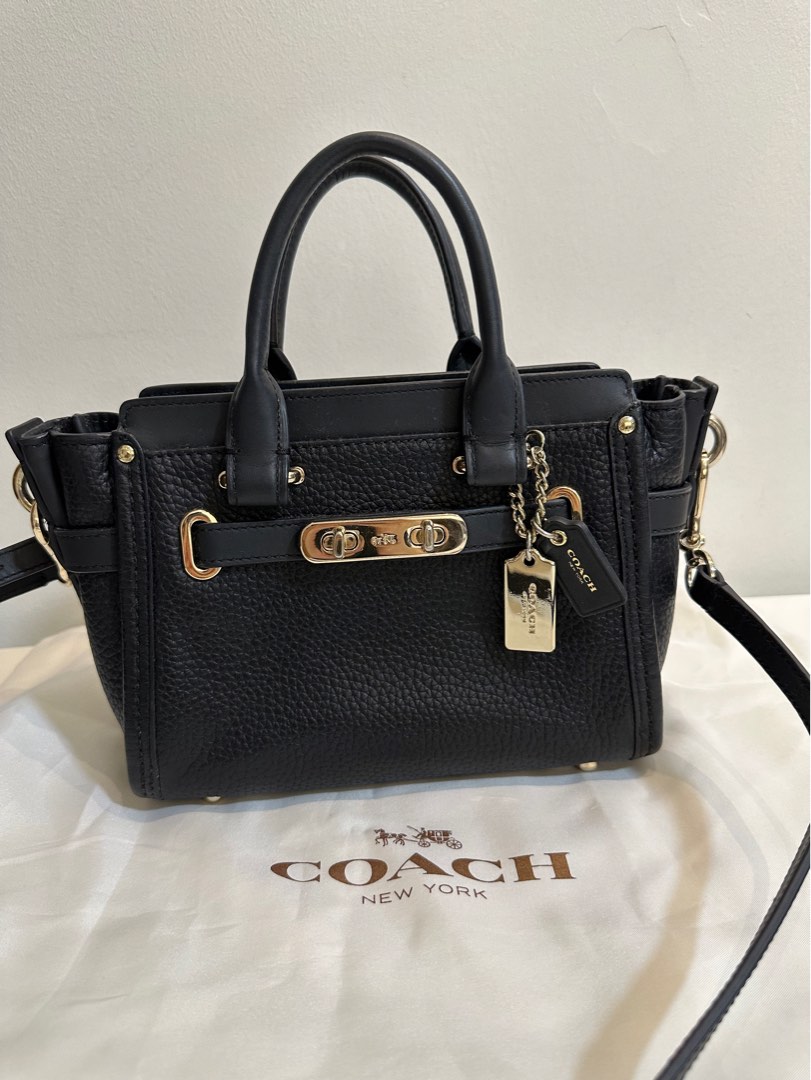 Coach swagger 21 black store