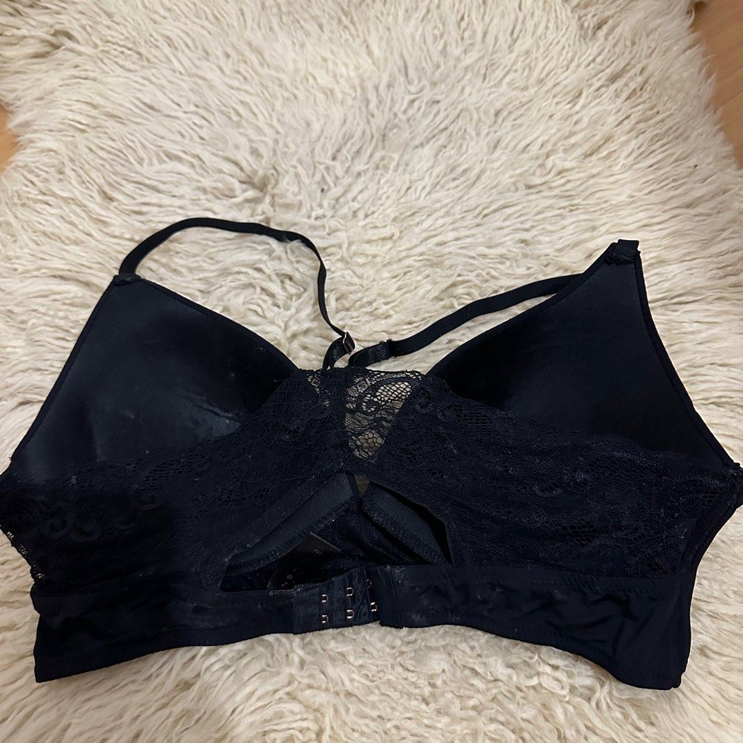 Danskin 36C on tag Sister sizes: 38B, 34D Thin pads  Wireless Adjustable  strap Back closure Php150 All items are from US Bale., Women's Fashion,  Undergarments & Loungewear on Carousell