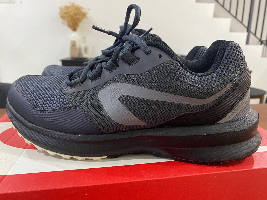 decathlon running shoes