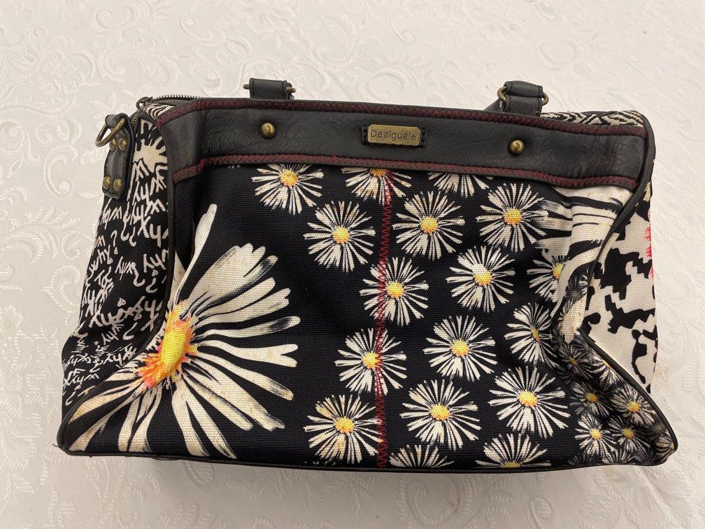 Desigual purse Clearance