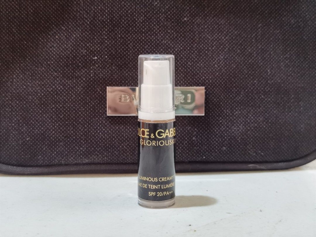 dolce and gabbana glorious skin foundation (Category: Makeup) located in Cavite. Submitted by colormeredph (Listing ID 1241837781, Image 2). Description: 6ml dolce and gabbana foundation.