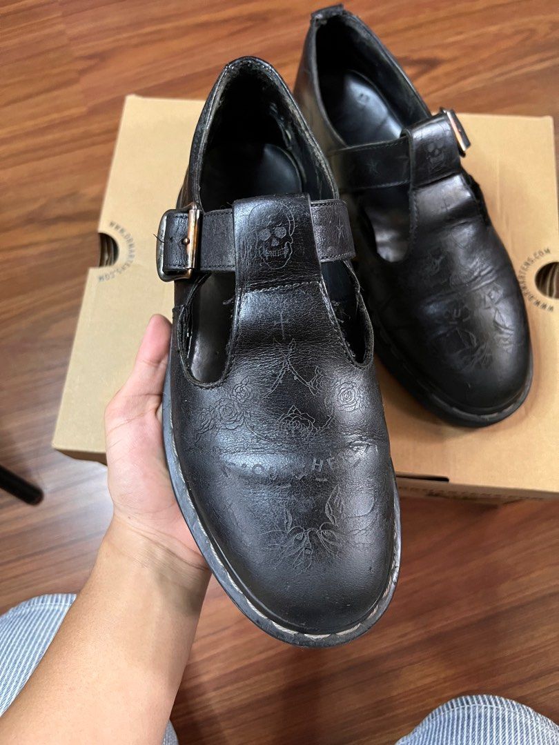 Dr martens polley floral outlet emboss