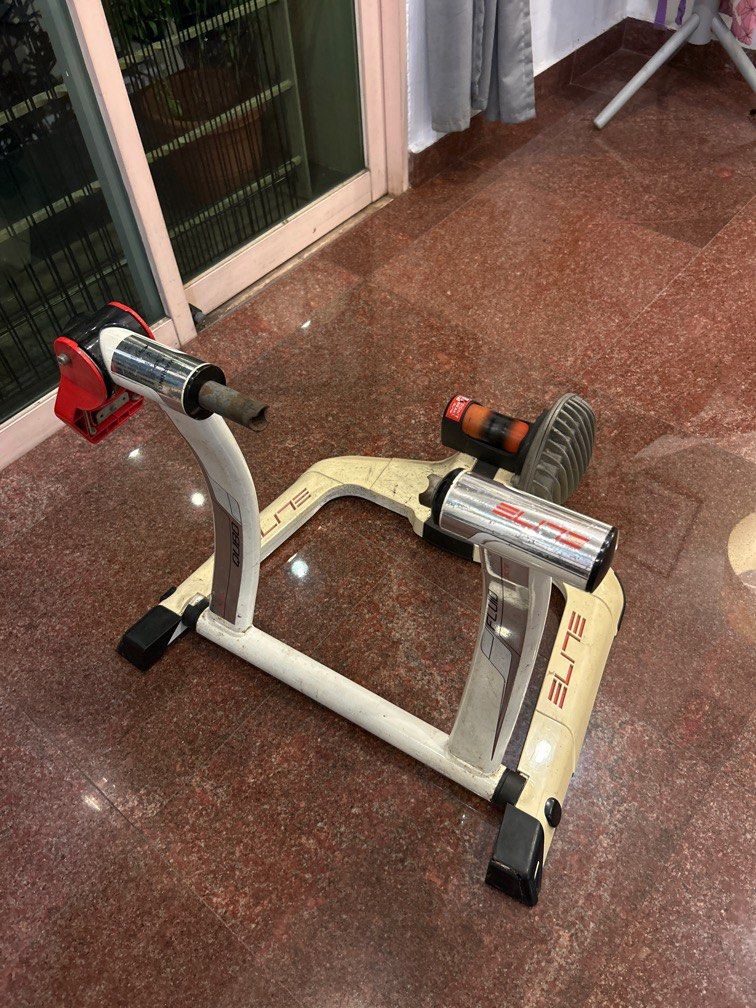 Elite Qubo Fluid Trainer w Thru Axle Adapter Sports Equipment Bicycles Parts Parts Accessories on Carousell