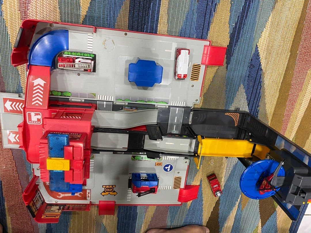 Fastlane 2 in 1 Fire City Playset, Hobbies & Toys, Toys & Games on