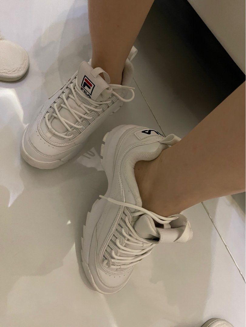 Fila disruptor sale authentic feet