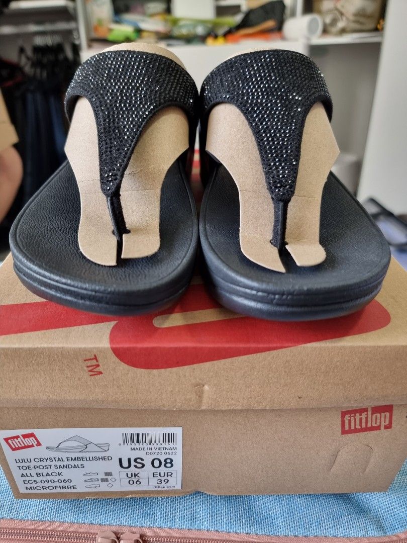 Red fitflops best sale size 7