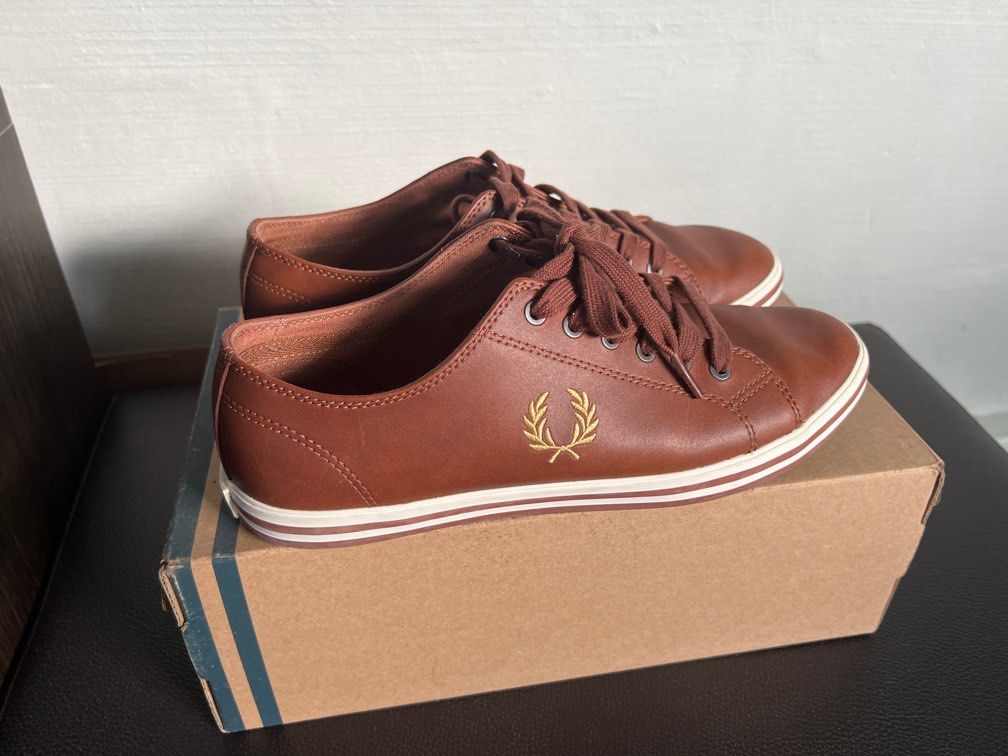 Fred Perry B7163 Kingston leather trainers shoe in tan