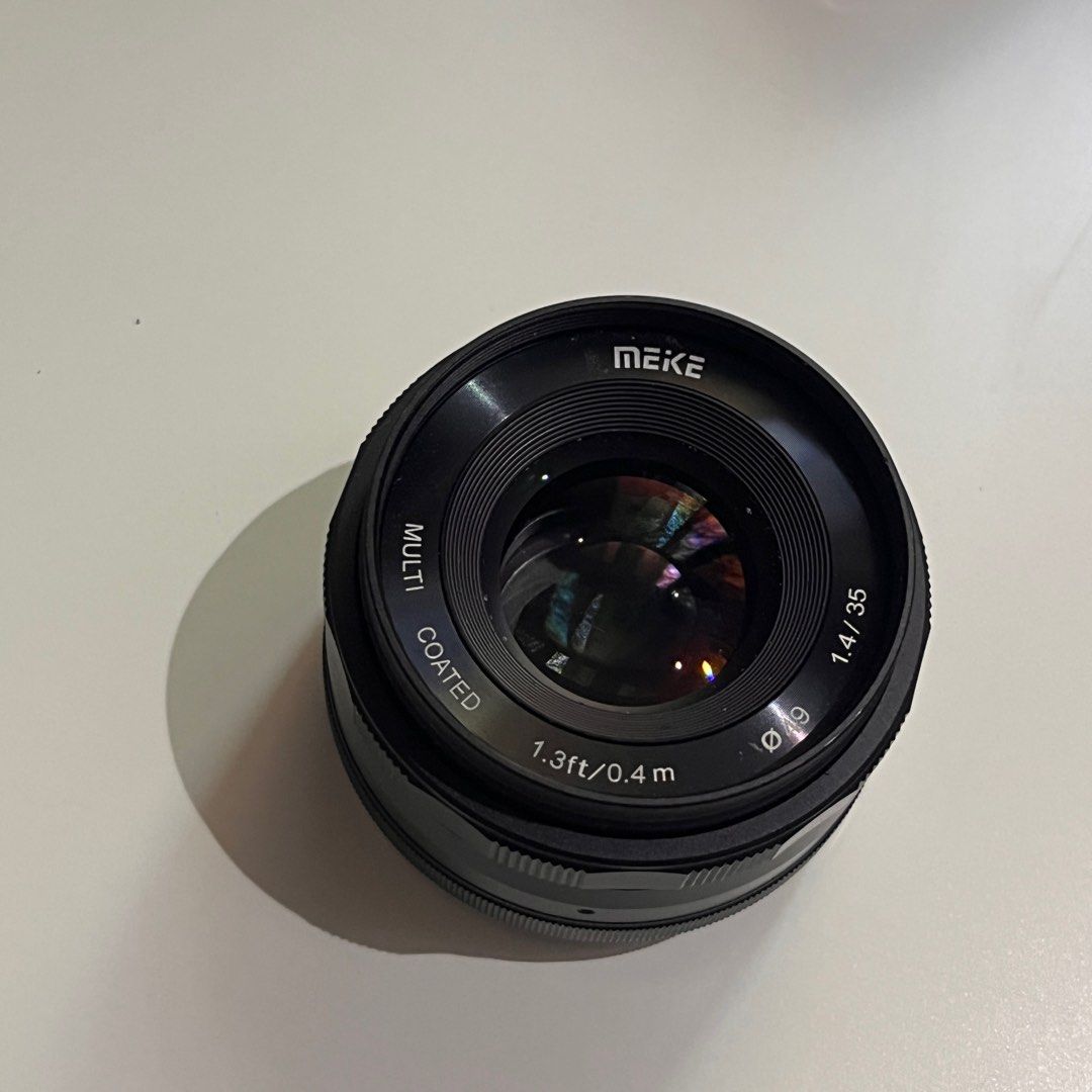 Fujifilm XA3 with Meike 35mm F1.4 lens and 1650mm F3.55.6 kit lens