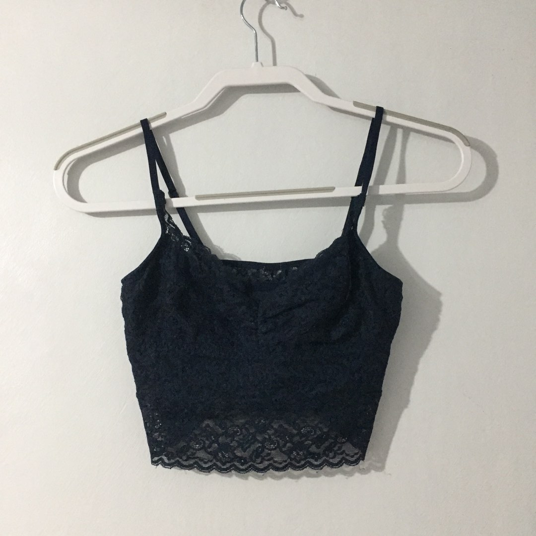 Navy gilly hicks Lace Top, Women's Fashion, Tops, Sleeveless on Carousell