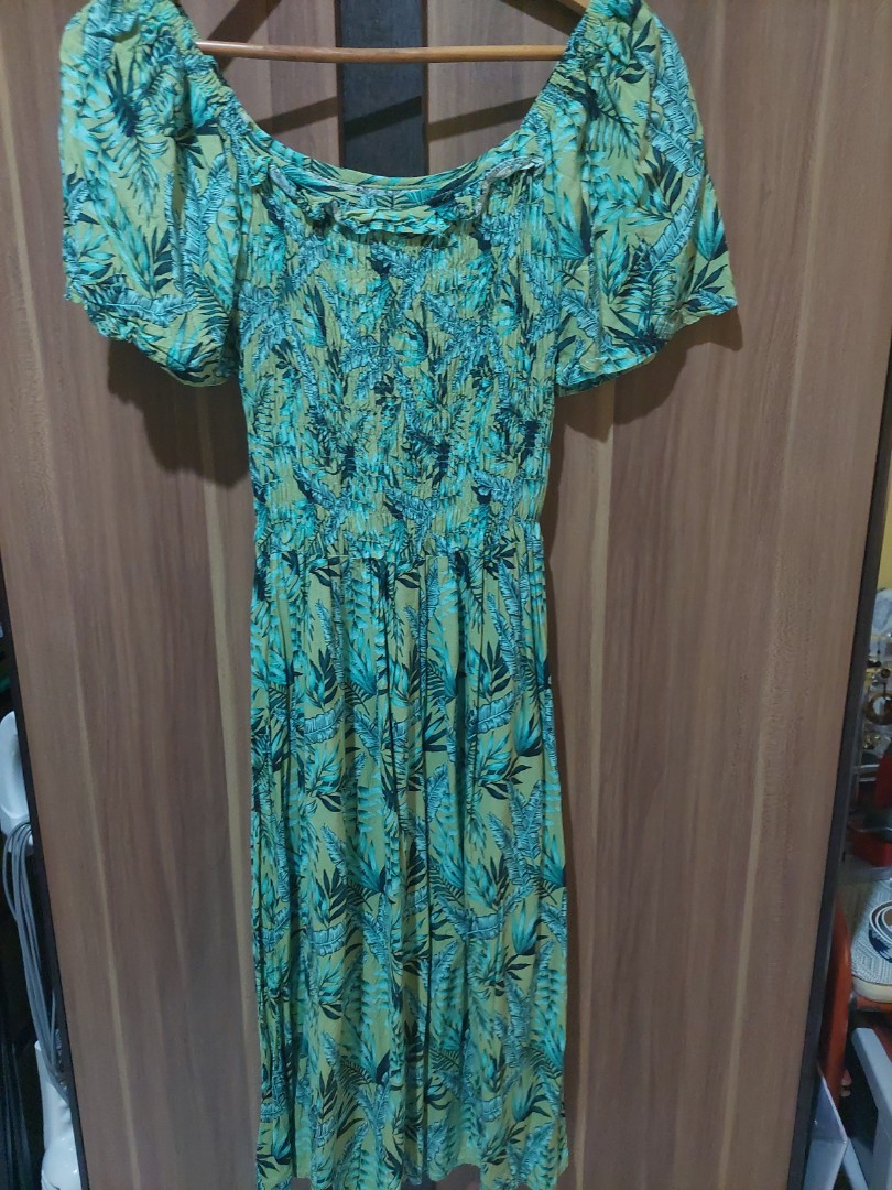 Green floral dress, Women's Fashion, Dresses & Sets, Dresses on Carousell