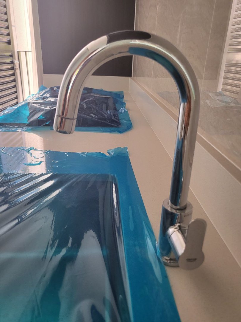 Grohe kitchen mixer tap (Brand New & Authentic!), Furniture & Home