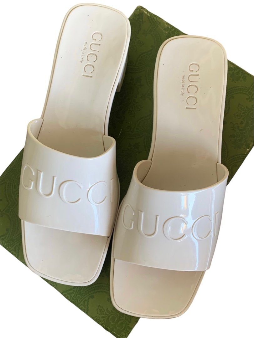 gucci jelly sandals pink