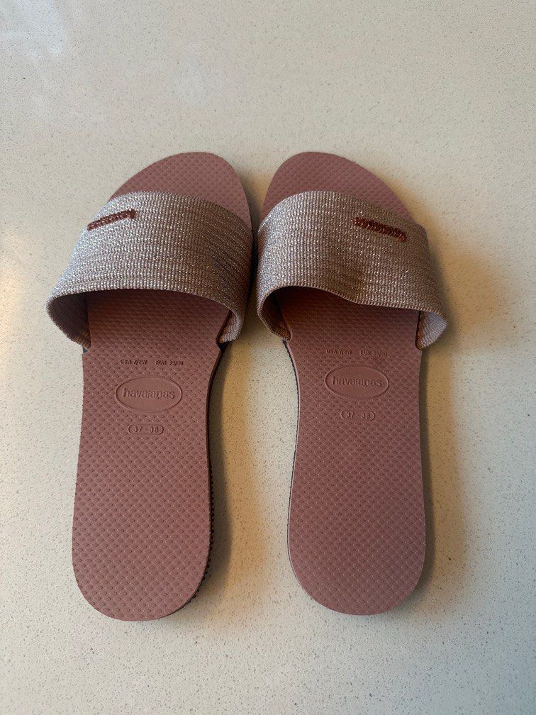 Rose gold hotsell havaianas with diamante