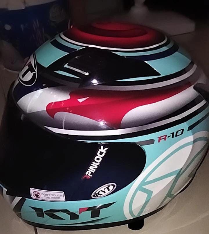 HELM KYT R10 Aquamarine on Carousell
