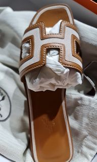 Hermes Vert Emeraude Epsom Leather Oran Flat Sandals 39 Hermes