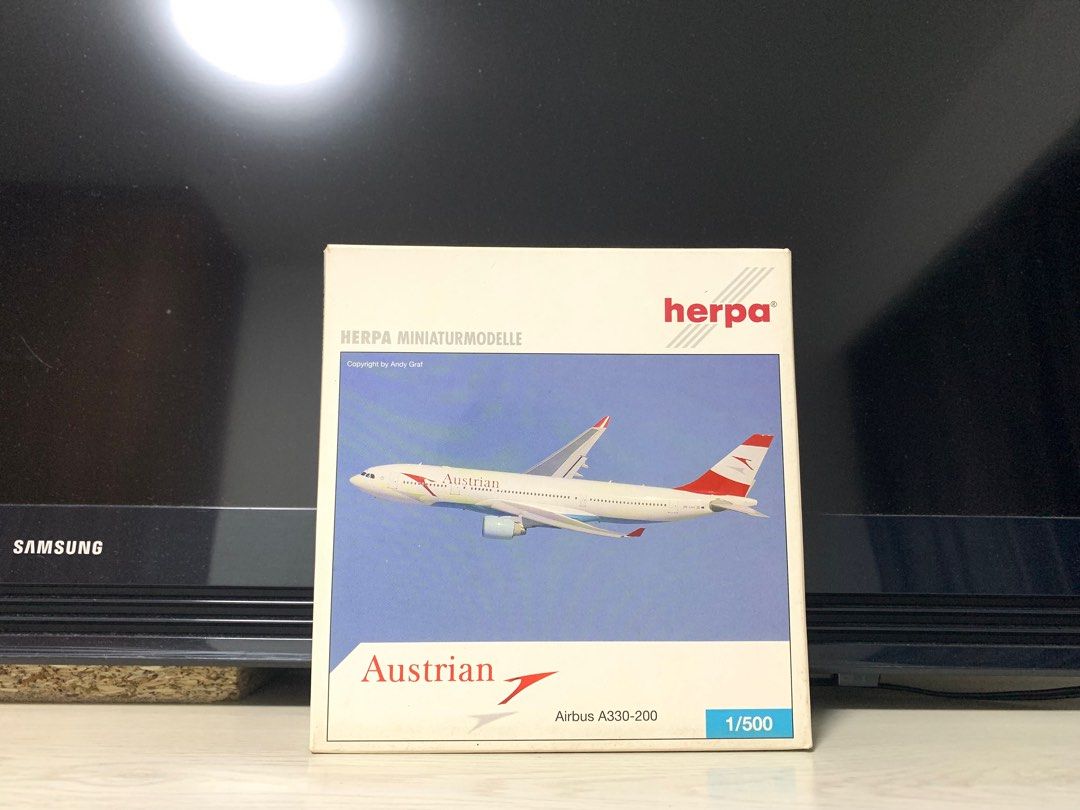 Herpa Models Austrian Airlines Airbus A330200 OELAN 1500, Hobbies