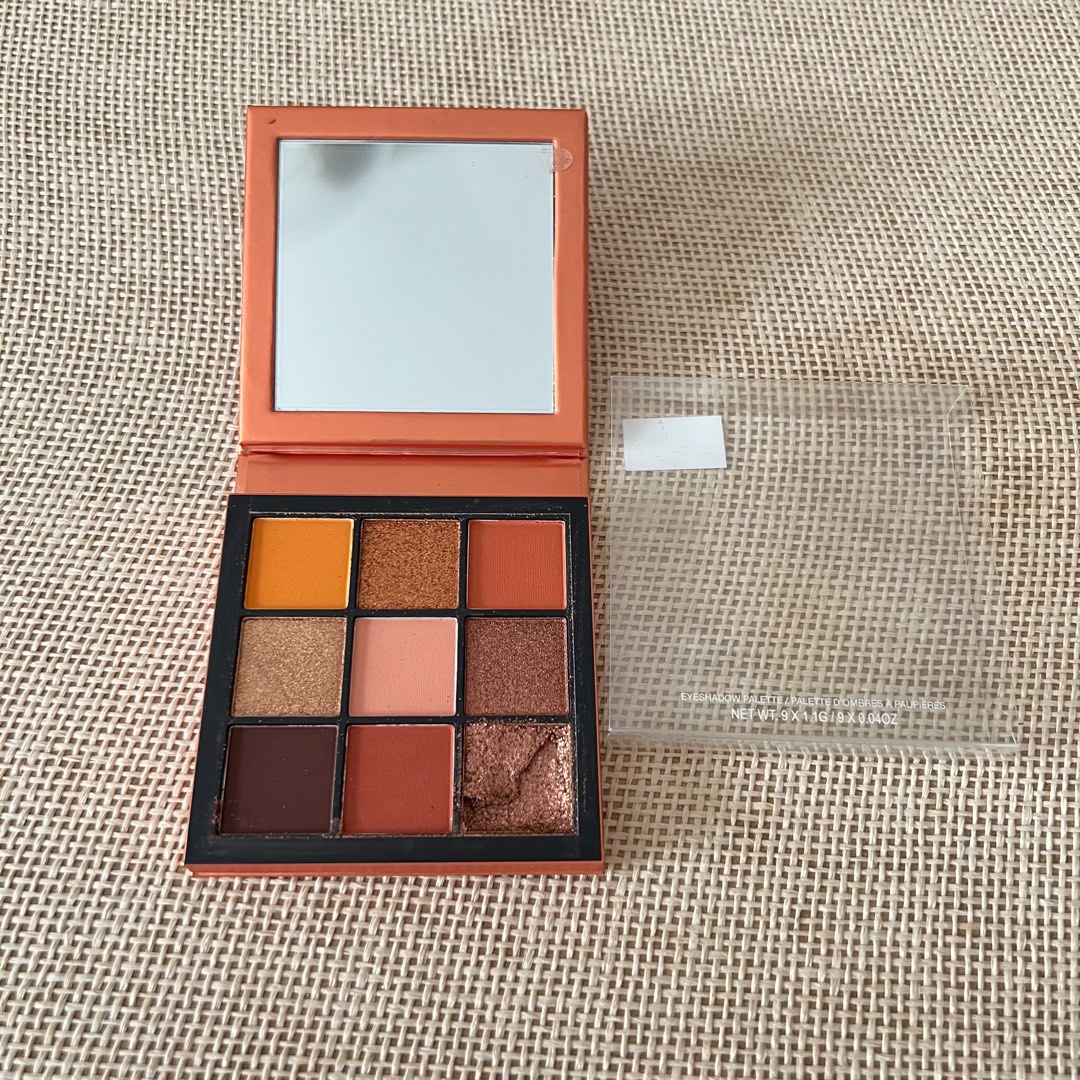 Huda beauty topaz obsessions Eyeshadow Palette, Beauty & Personal Care