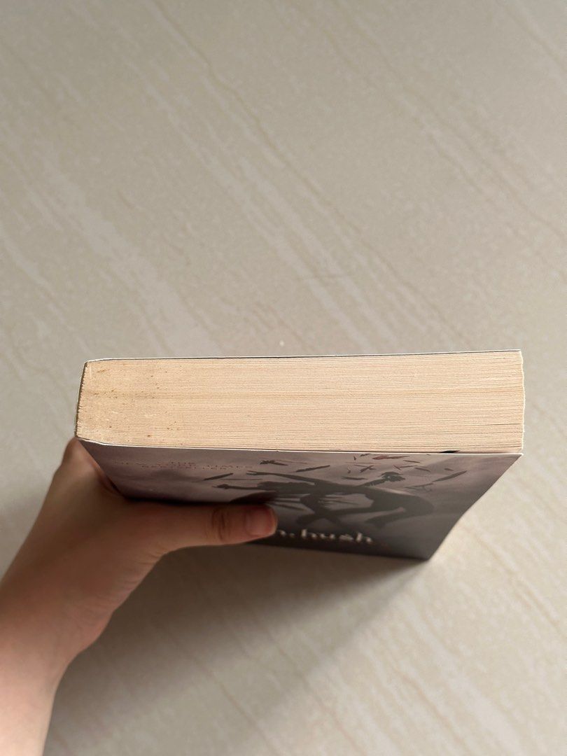 Hush, Hush - Becca Fitzpatrick (Category: Storybooks) located in Quezon City. Submitted by secondclosetfinds (Listing ID 1241828274, Image 2). Description: RFS: decluttering MOP: - GCash - Bank Transfer (BDO) Grab, Lalamove, NinjaVan, or other couriers preferred by buyer .