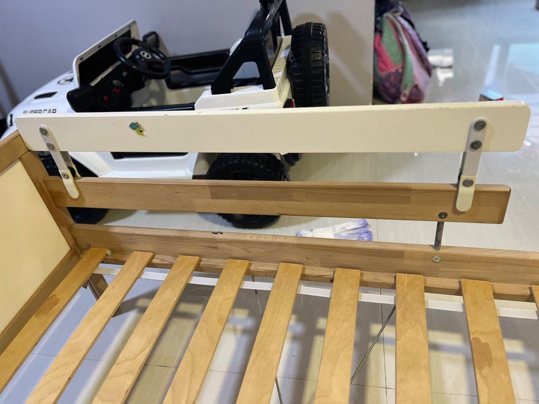 IKEA SNIGLAR Kids Bed with Extra Bed Rail and Bedsheets, Babies & Kids, Baby Nursery & Kids