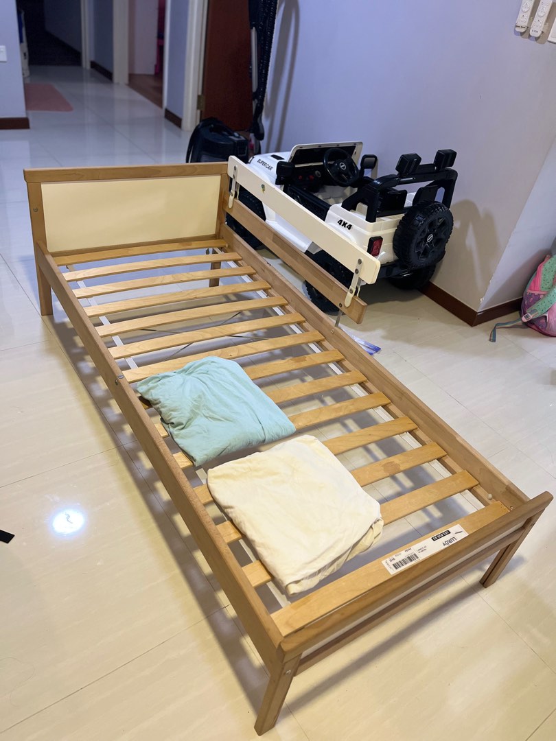IKEA SNIGLAR Kids Bed with Extra Bed Rail and Bedsheets, Babies & Kids