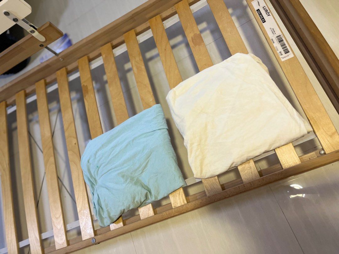 IKEA SNIGLAR Kids Bed with Extra Bed Rail and Bedsheets, Babies & Kids, Baby Nursery & Kids