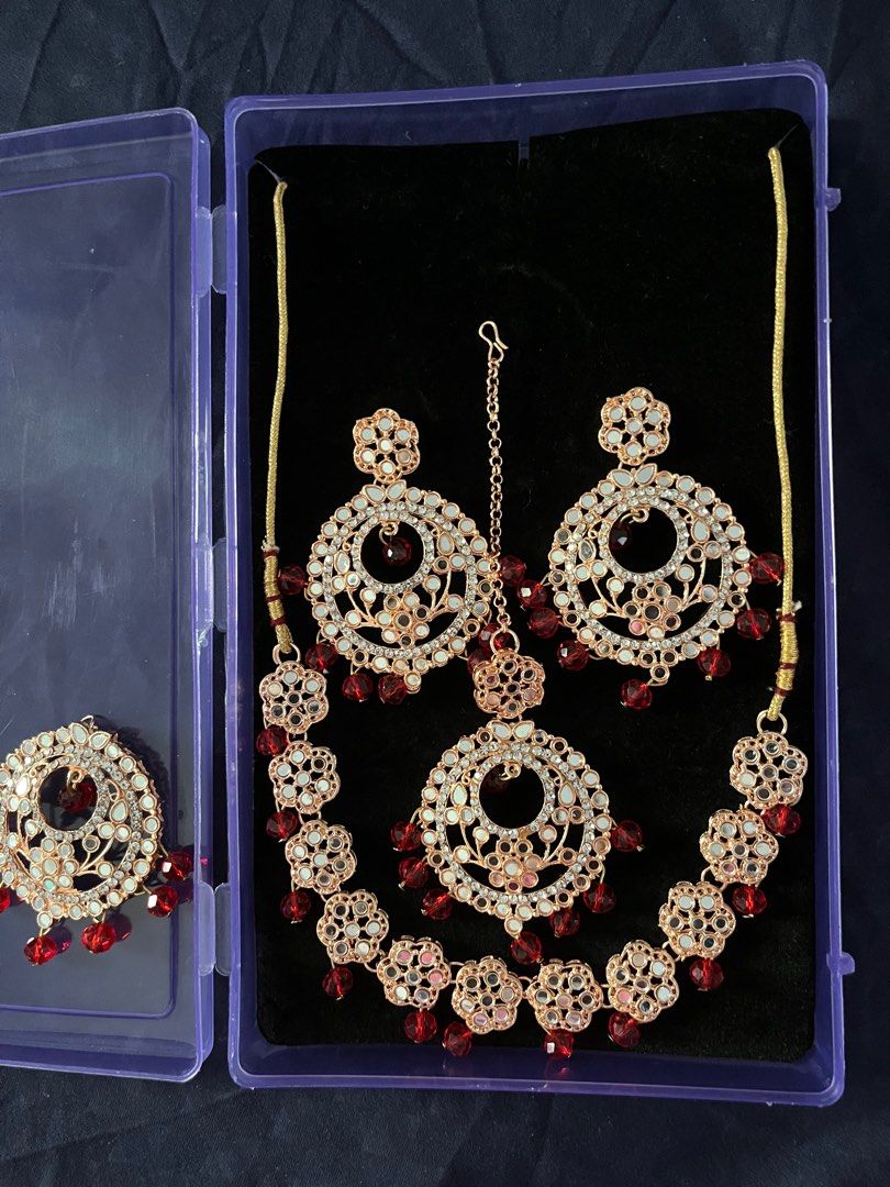 Punjabi earrings with tikka with price hot sale