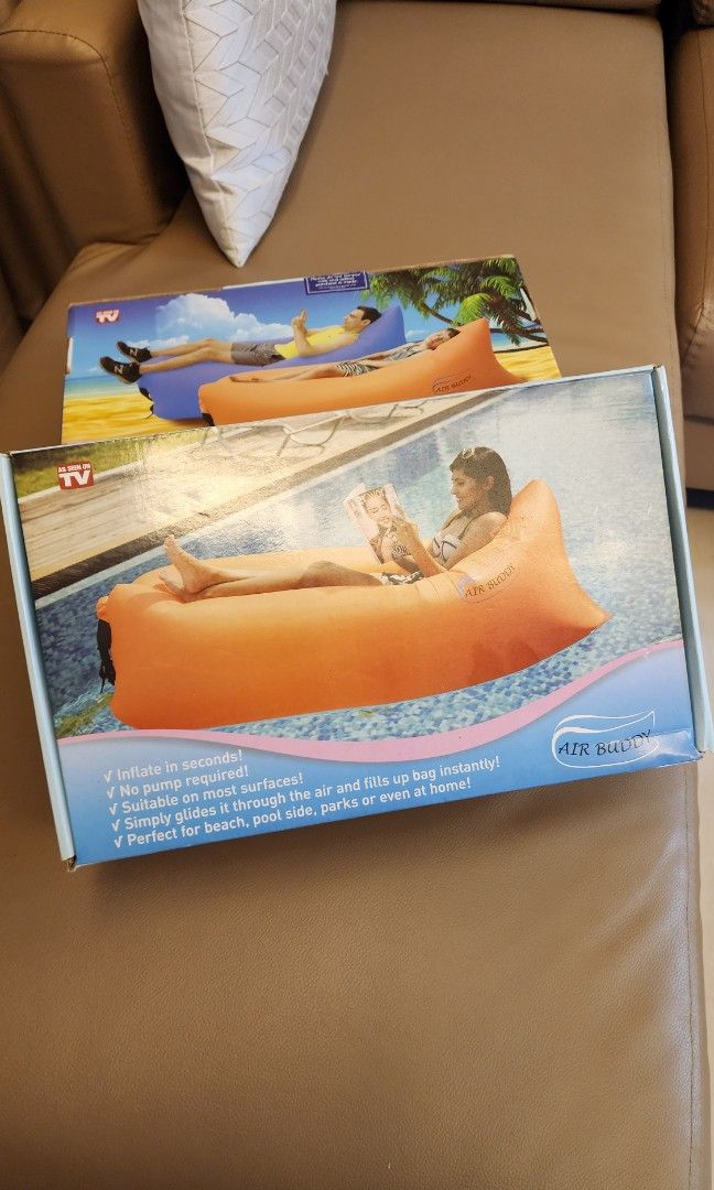 Inflatable bed (Category: Outdoor Furniture) located in Singapore. Submitted by roy_low (Listing ID 1241876008, Image 2). Description: I got blue & orange colour. if u get 2, is @$20..