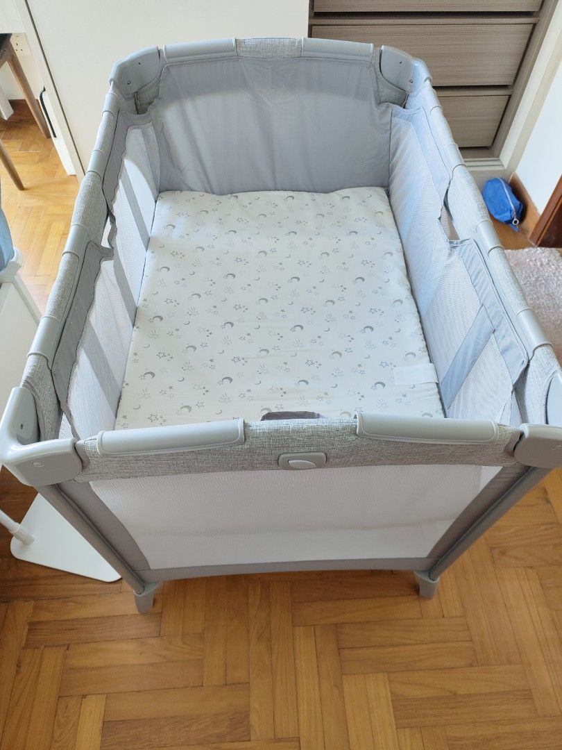 Joie Commuter Change & Bounce Travel Cot, Babies & Kids, Baby Nursery