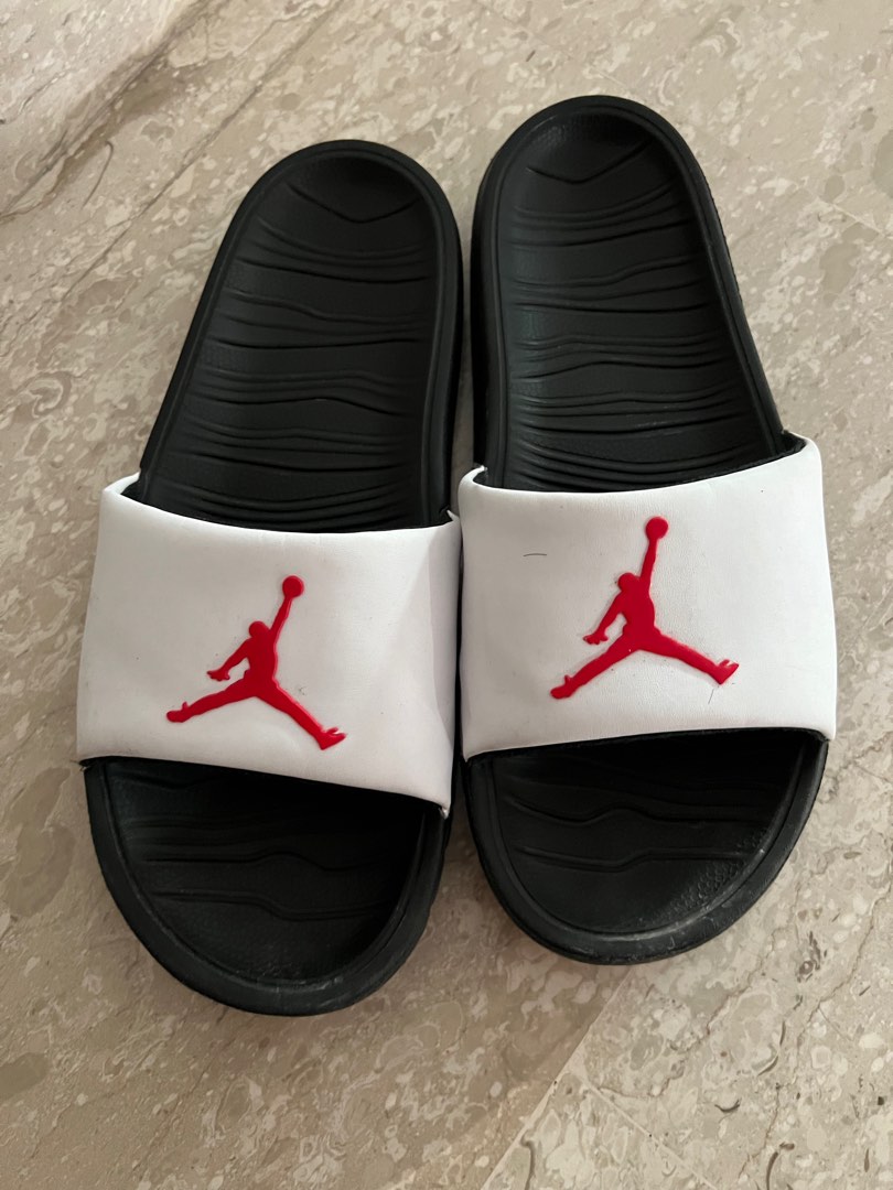 White outlet jordan slippers
