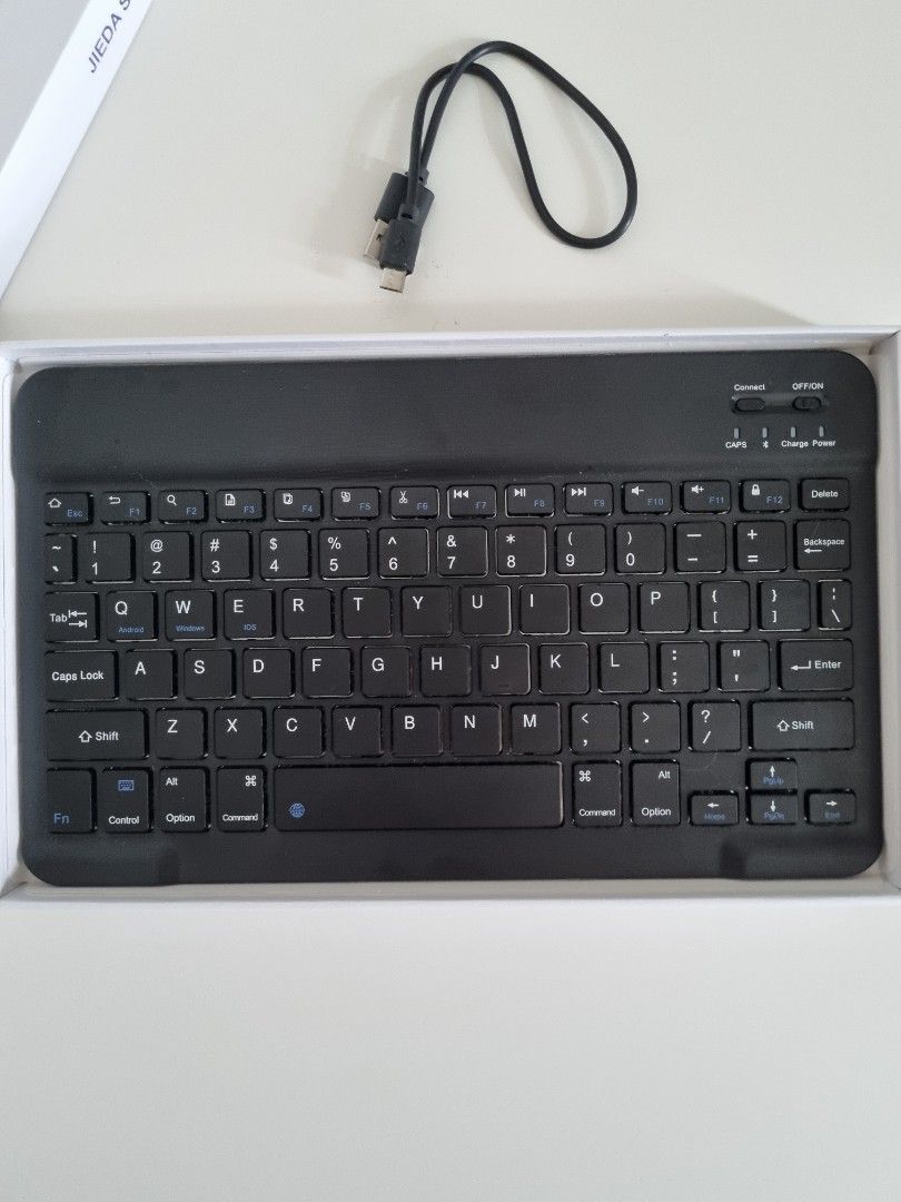 Kakusiga Wireless Keyboard Bluetooth Connect Keyboard, Computers & Tech, Parts