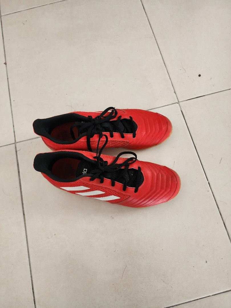 Kasut futsal adidas 2018 hotsell