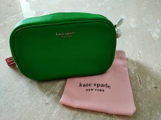 Kate Spade original with white tag (deep green), Luxury, Bags & Wallets on  Carousell