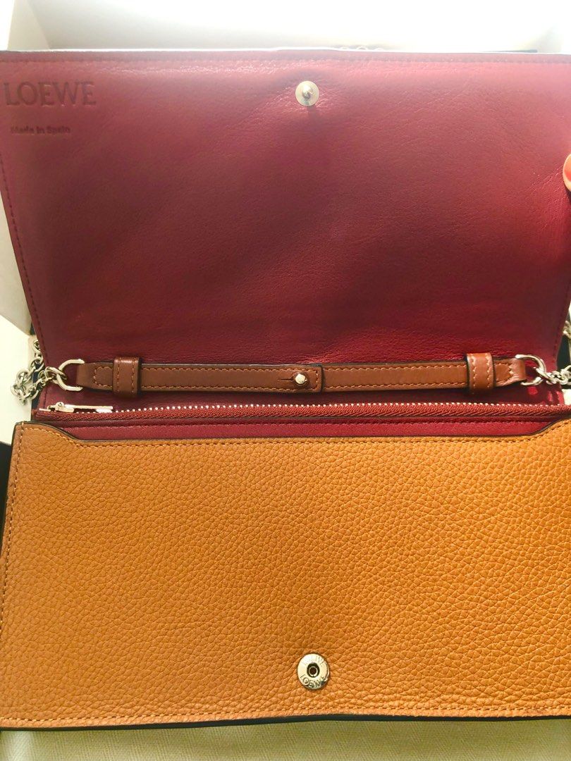 Loewe wallet on chain brown leather pouch crossbody bag long wallet, 名牌