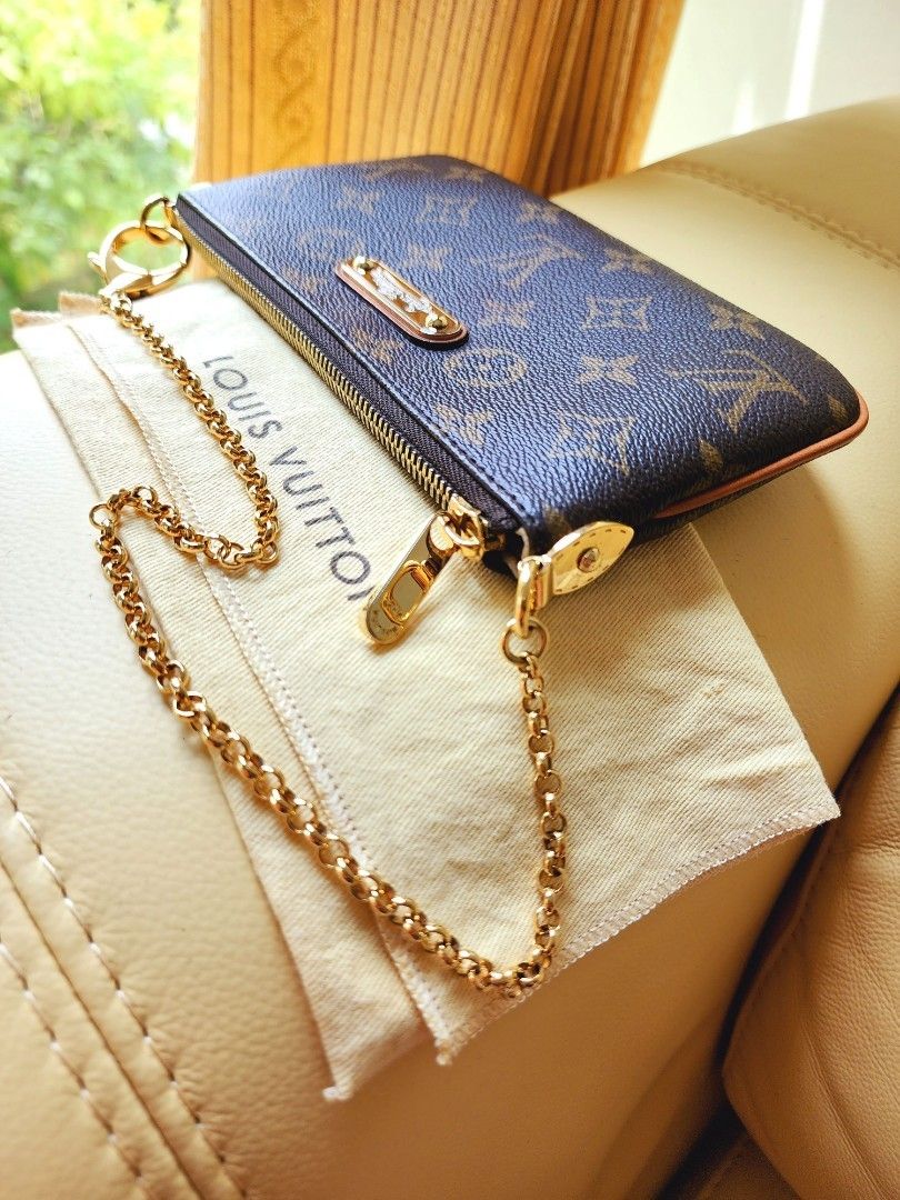 Louis Vuitton LV Gold Chain Short Sling Small Bag