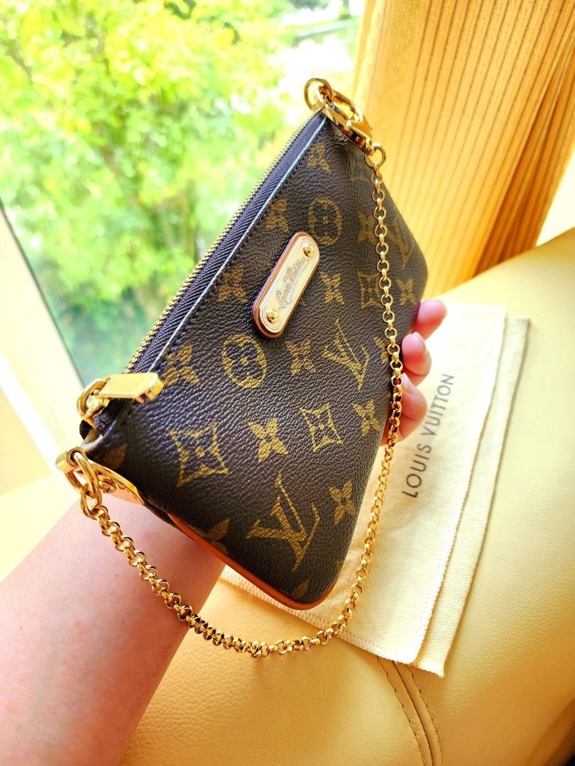 Louis Vuitton LV Gold Chain Short Sling Small Bag